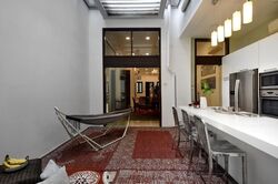 Saunders Road (D9), Terrace #600948851